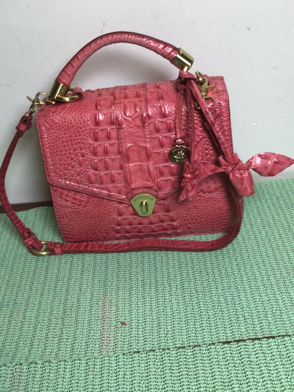 Brahmain Cor embossed with rosette tassels with GOLDTONE accent - Picture 3 of 12